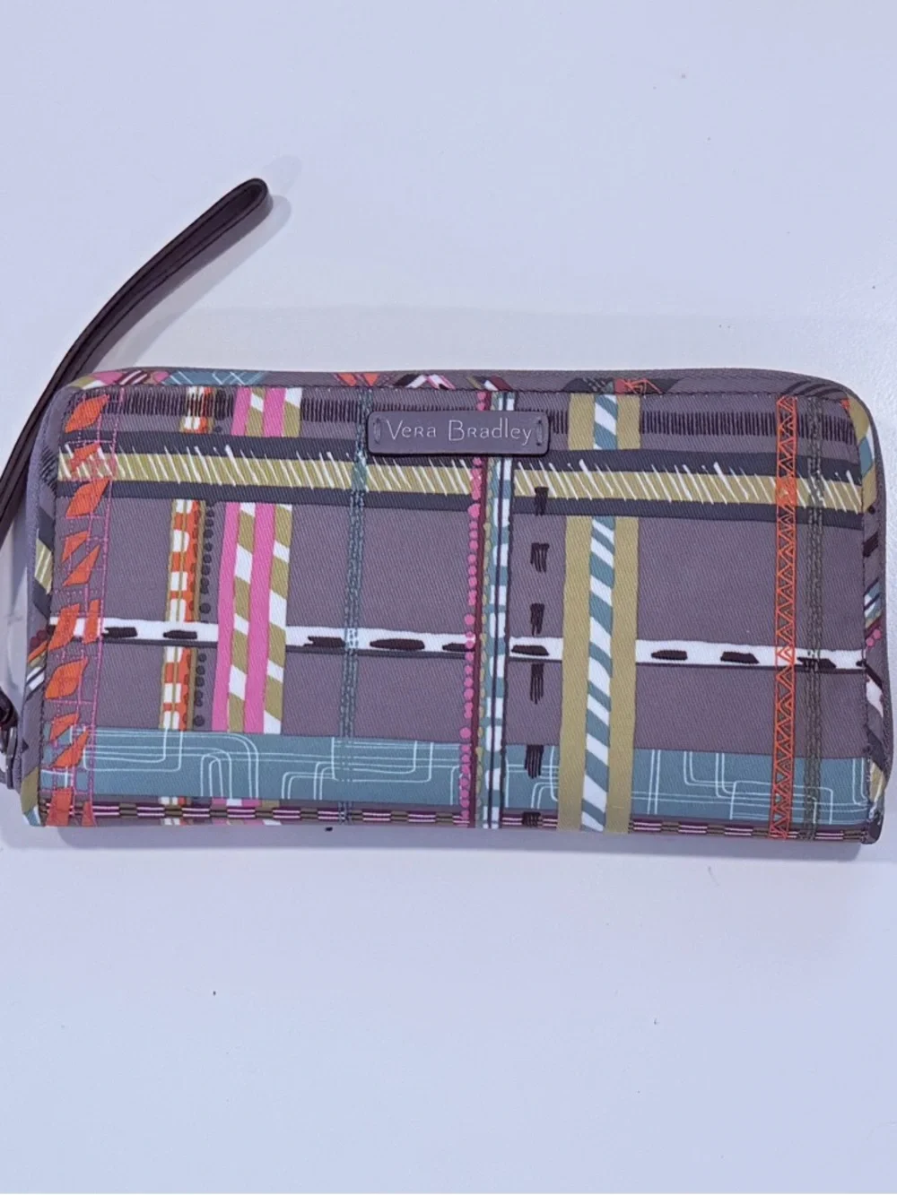 Vera Bradley Gray Multicolor Plaid Zip Wallet with RFID Wristlet NWT - Picture 1 of 10